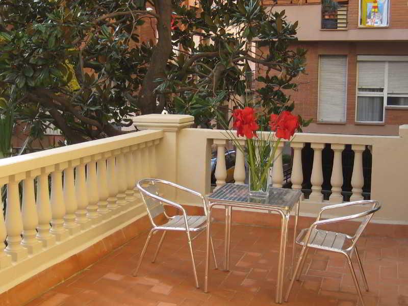 Residencia Erasmus Gracia Lägenhet Barcelona Exteriör bild